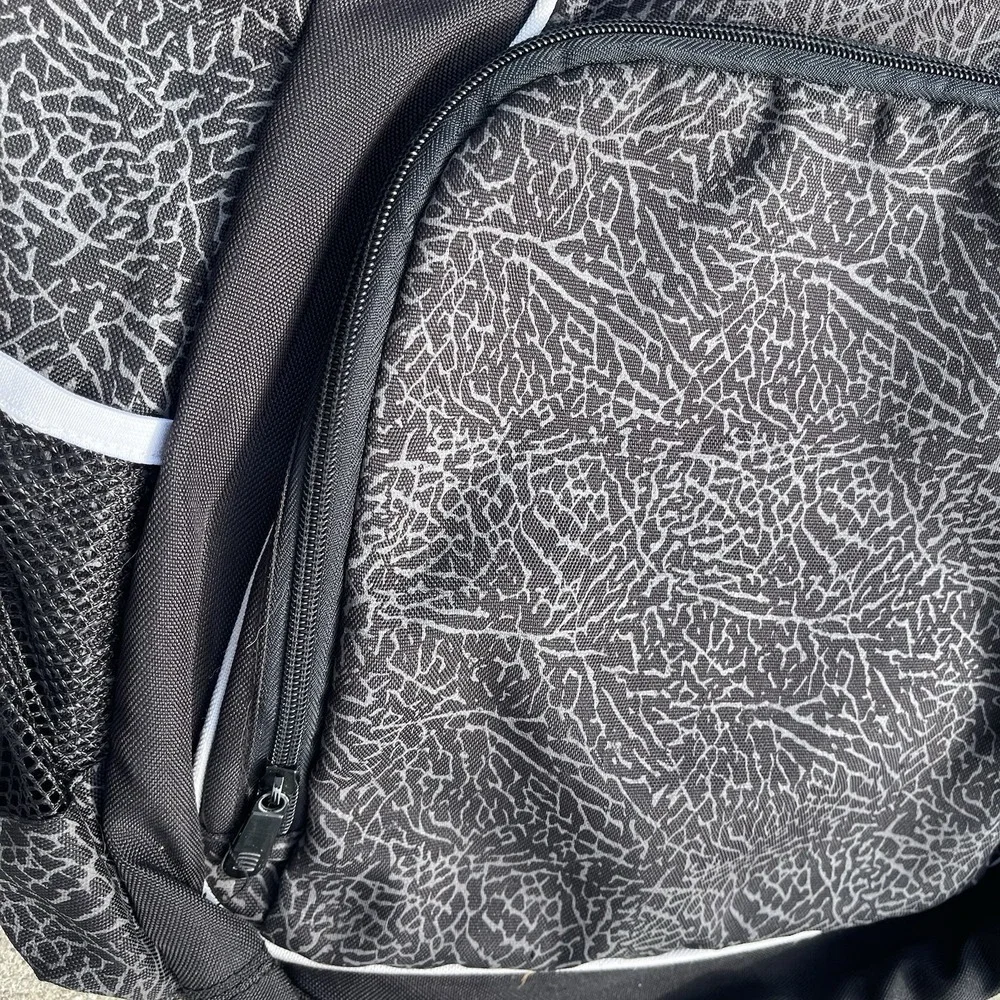 Jordan Jumpman 23 Cement Elephant Print Backpack Black One Size White9a1223-391